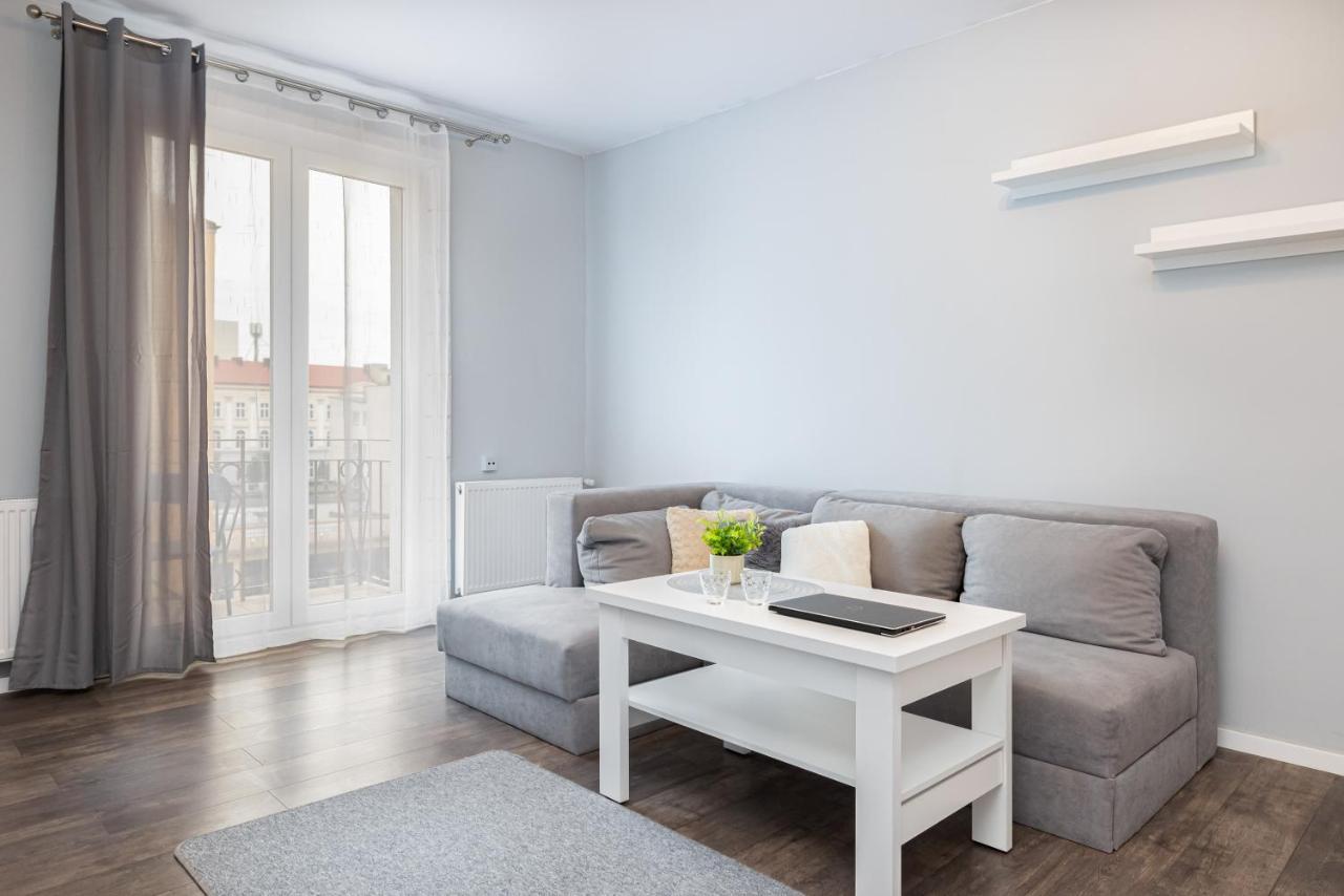 Apartments Dworcowa By Noclegi Renters 科沃布热格 外观 照片