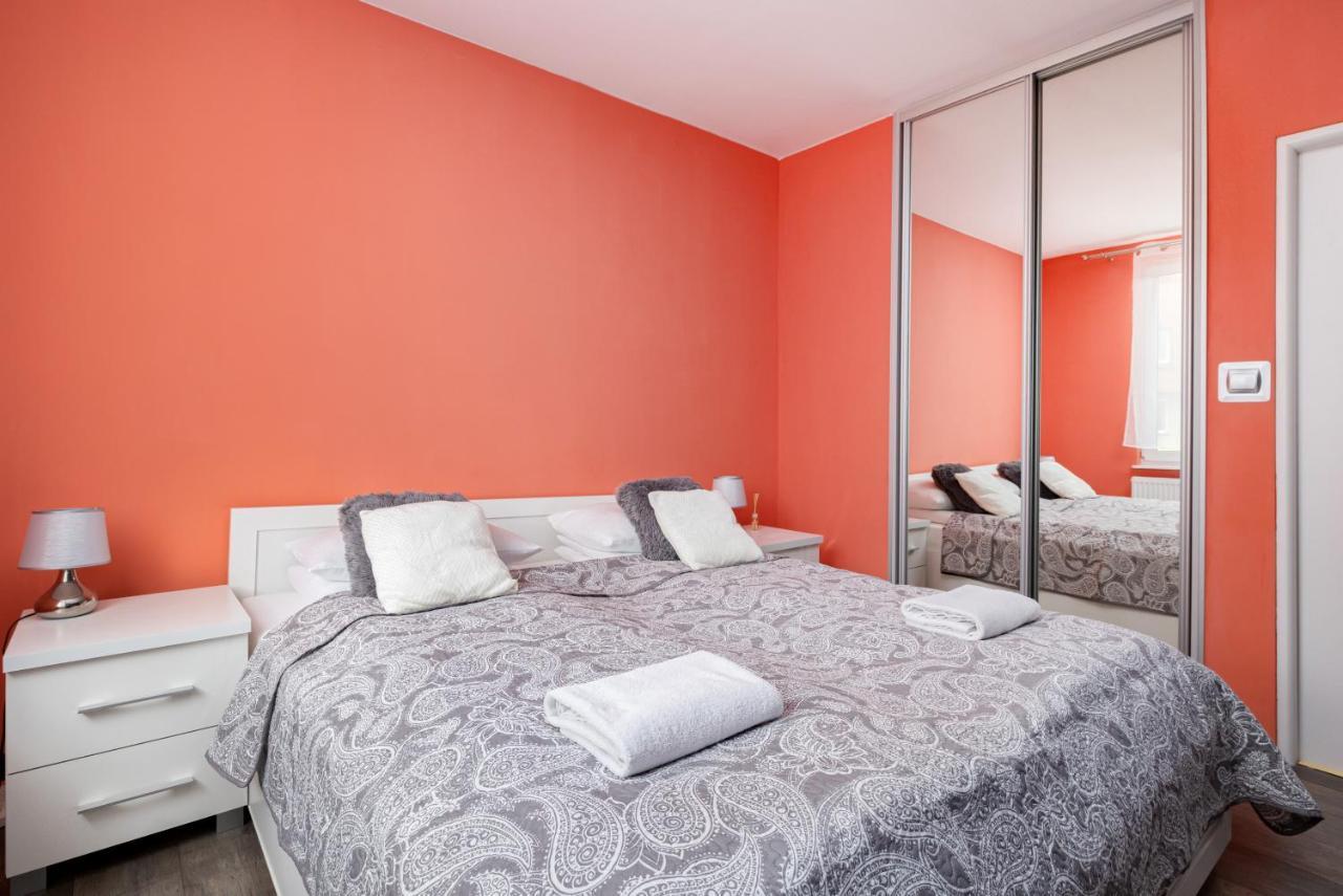 Apartments Dworcowa By Noclegi Renters 科沃布热格 外观 照片