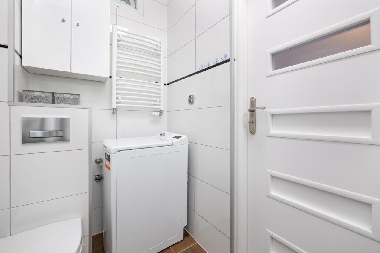 Apartments Dworcowa By Noclegi Renters 科沃布热格 外观 照片