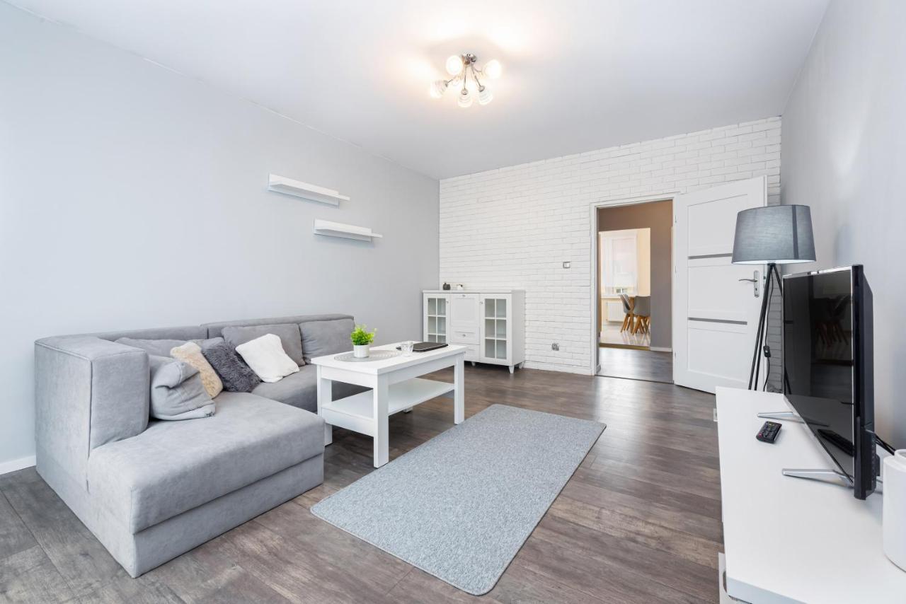 Apartments Dworcowa By Noclegi Renters 科沃布热格 外观 照片