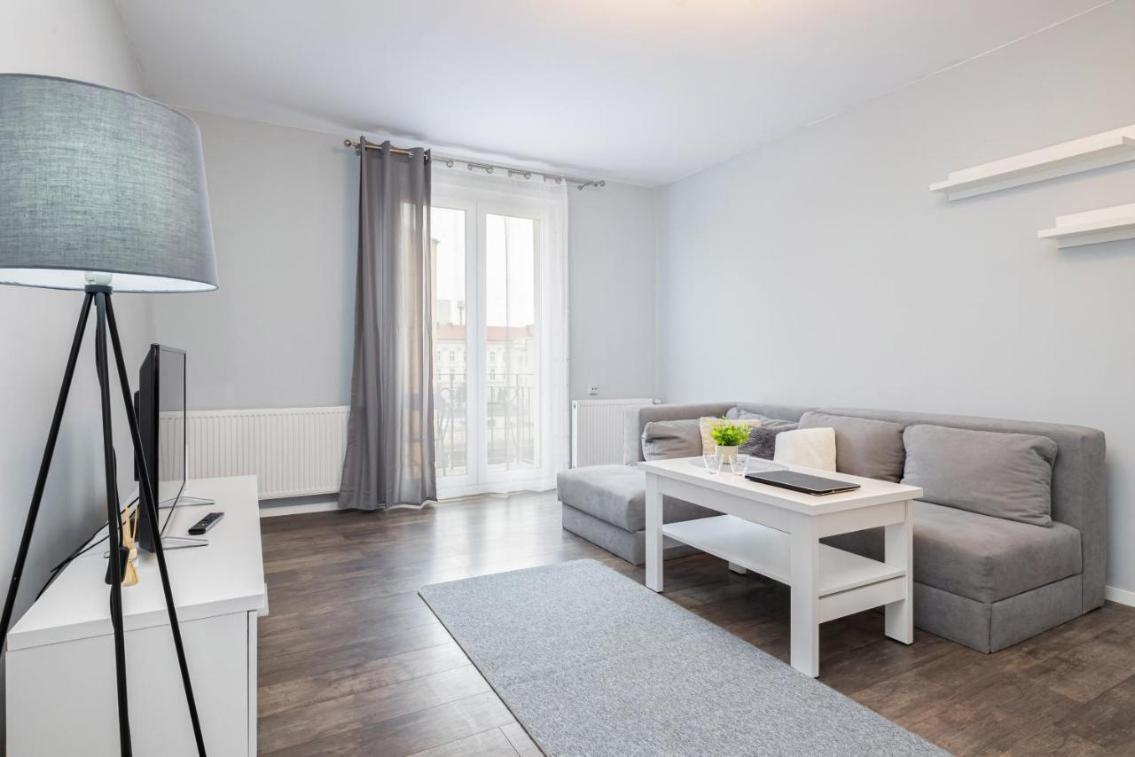 Apartments Dworcowa By Noclegi Renters 科沃布热格 外观 照片